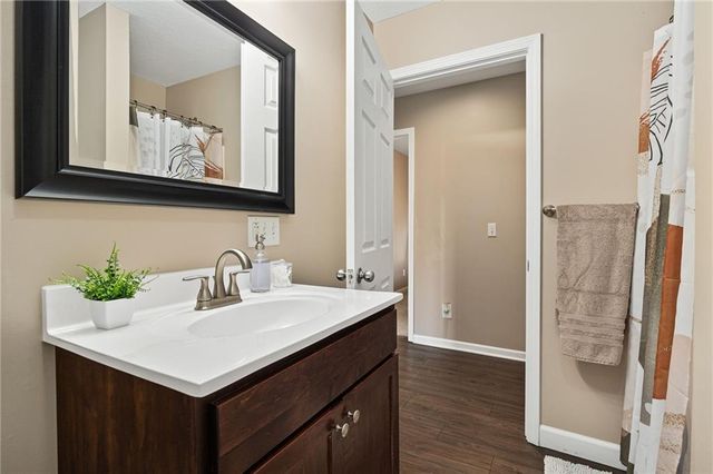 724 S 21st Street, St Joseph, MO 64507