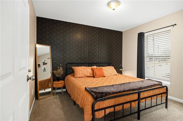 724 S 21st Street, St Joseph, MO 64507