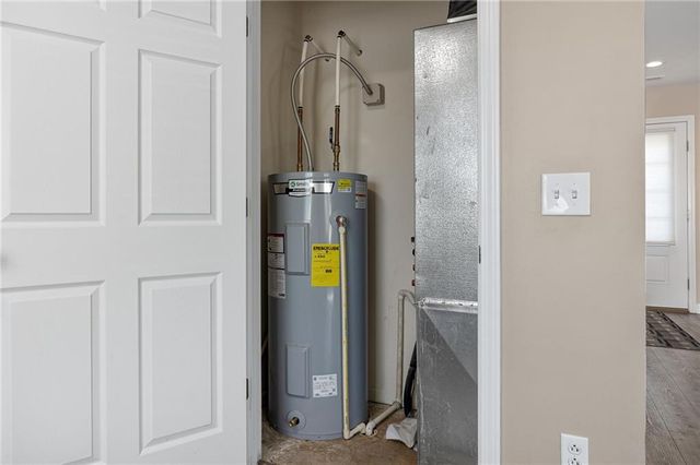 724 S 21st Street, St Joseph, MO 64507