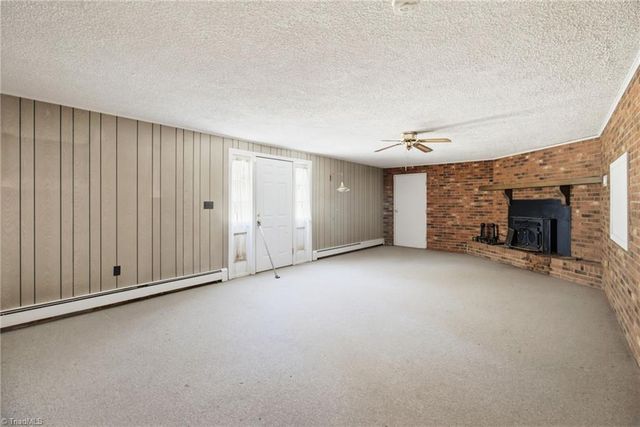 1878 Stemp Everhart Road, Thomasville, NC 27360