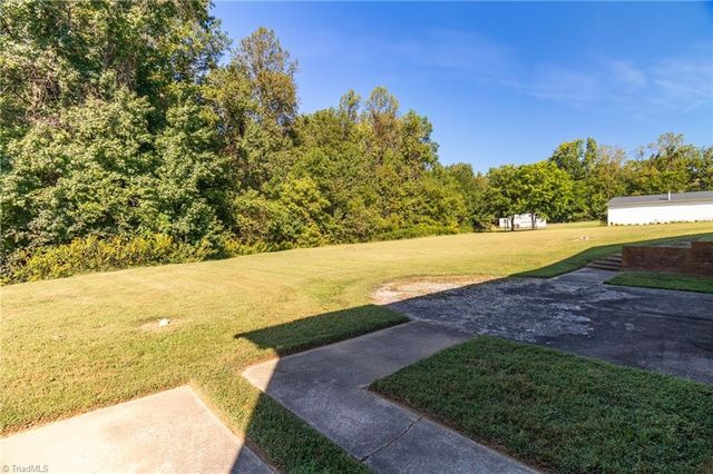 1878 Stemp Everhart Road, Thomasville, NC 27360