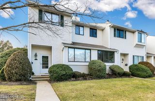 186 Clubhouse Drive, Middletown, NJ 07748