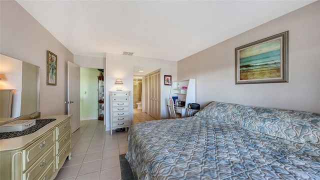 1196 BIRD BAY WAY 310, Venice, FL 34285