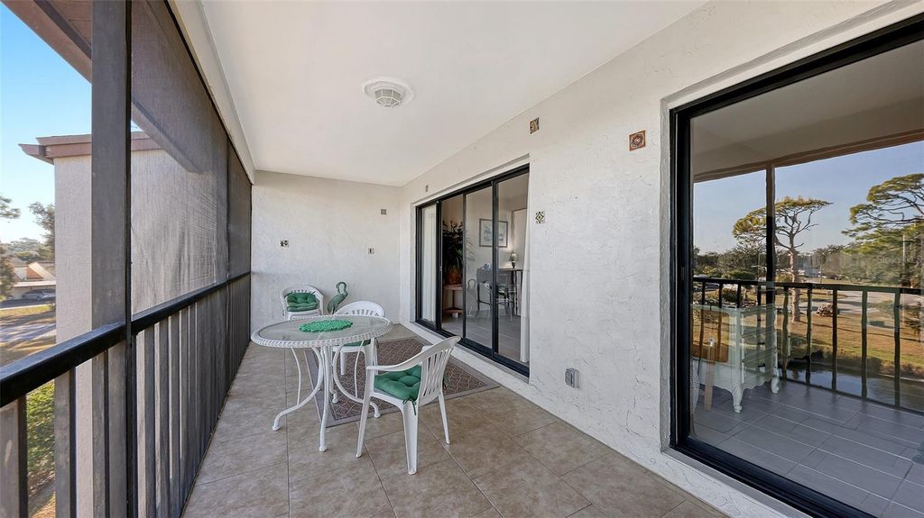 Image 17 of property listing at 1196 BIRD BAY WAY 310, Venice, FL 34285