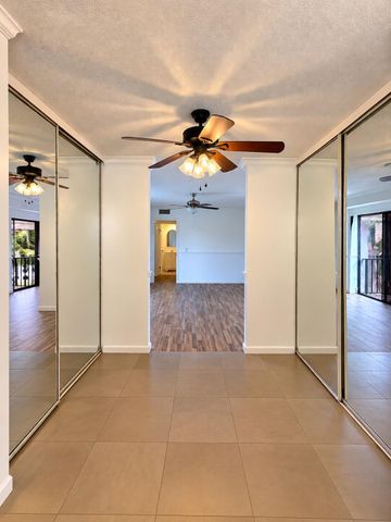 2003 20TH Lane, Palm Beach Gardens, FL 33418