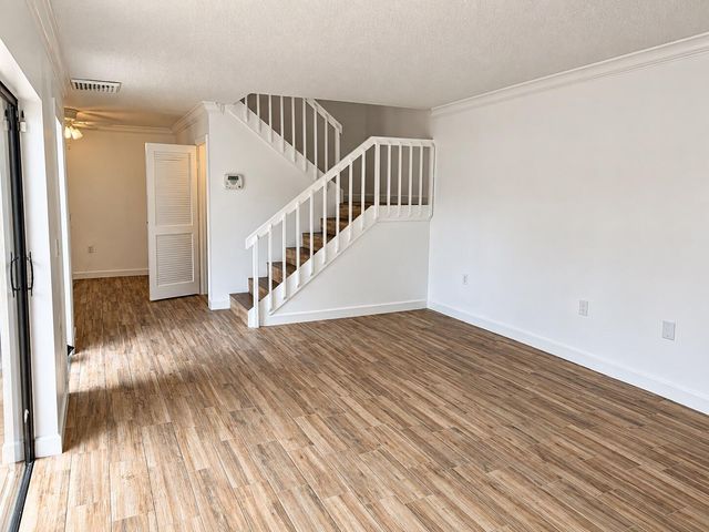 2003 20TH Lane, Palm Beach Gardens, FL 33418