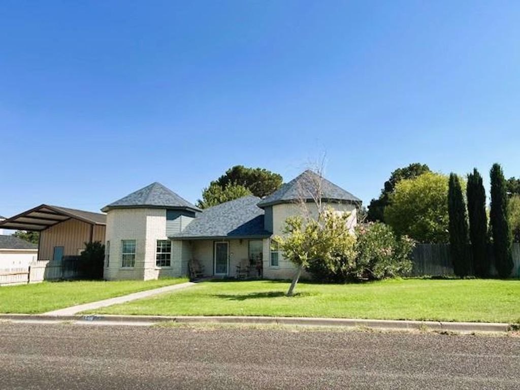 1509 W Panther Lane, Fort Stockton, TX 79735