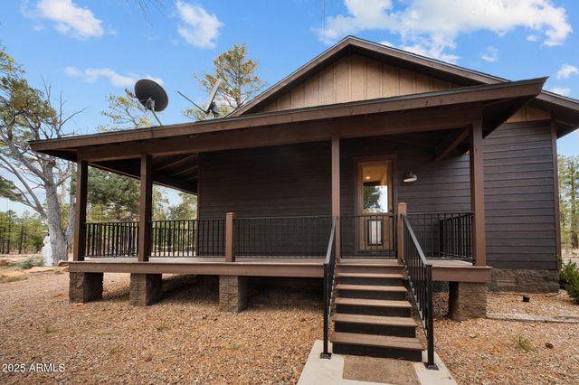 2702 MAJESTIC ELK Road, Overgaard, AZ 85933