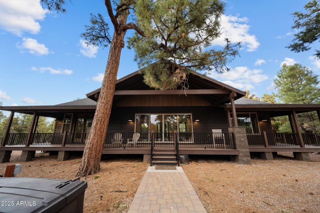 2702 MAJESTIC ELK Road, Overgaard, AZ 85933