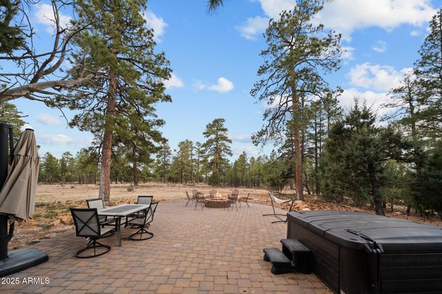 2702 MAJESTIC ELK Road, Overgaard, AZ 85933