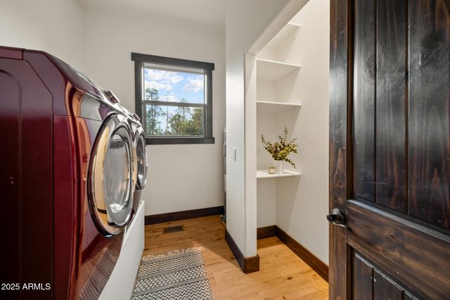 2702 MAJESTIC ELK Road, Overgaard, AZ 85933