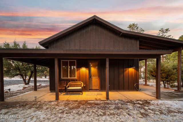 2702 MAJESTIC ELK Road, Overgaard, AZ 85933