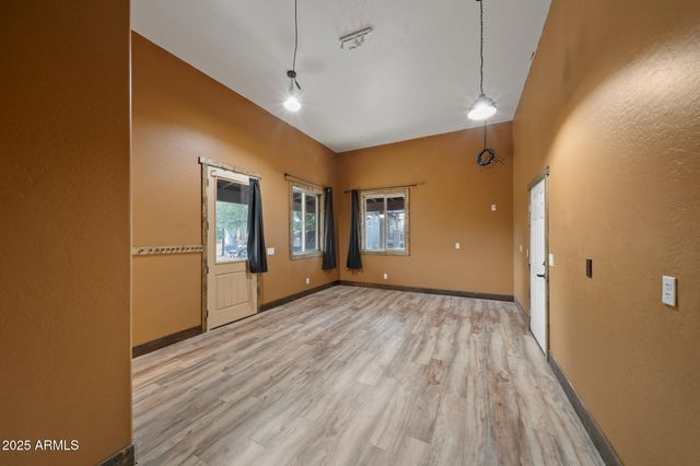 2702 MAJESTIC ELK Road, Overgaard, AZ 85933