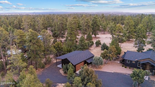 2702 MAJESTIC ELK Road, Overgaard, AZ 85933