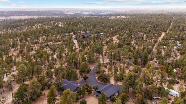 2702 MAJESTIC ELK Road, Overgaard, AZ 85933