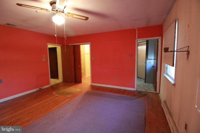 611 CREEK RD, Mount Laurel, NJ 08054