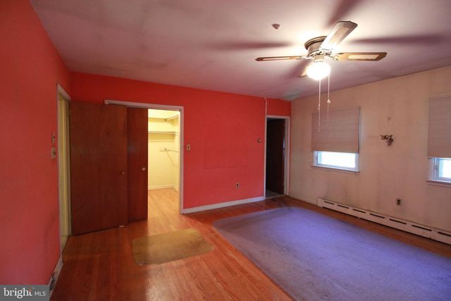 611 CREEK RD, Mount Laurel, NJ 08054