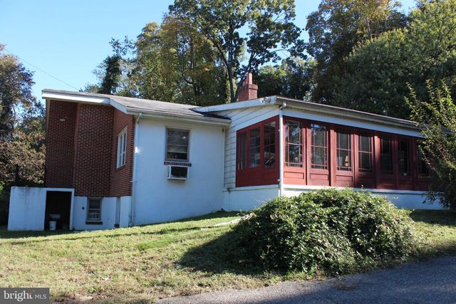 611 CREEK RD, Mount Laurel, NJ 08054