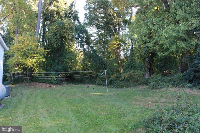611 CREEK RD, Mount Laurel, NJ 08054