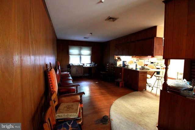 611 CREEK RD, Mount Laurel, NJ 08054