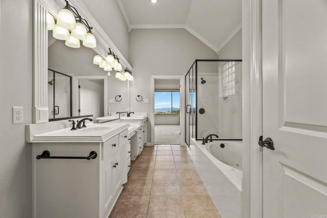 194 Majestic Circle, Maumelle, AR 72113