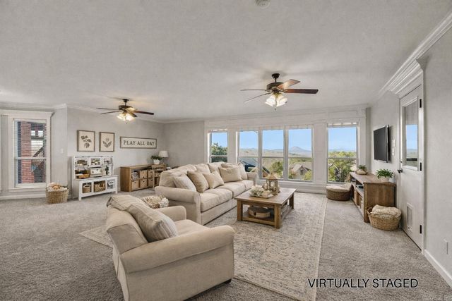 194 Majestic Circle, Maumelle, AR 72113