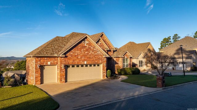 194 Majestic Circle, Maumelle, AR 72113