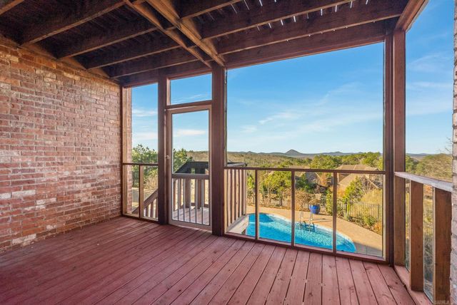 194 Majestic Circle, Maumelle, AR 72113