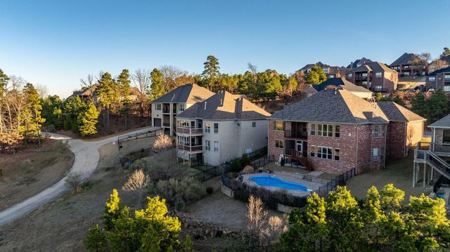 194 Majestic Circle, Maumelle, AR 72113