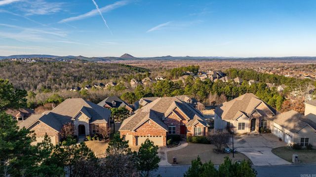 194 Majestic Circle, Maumelle, AR 72113