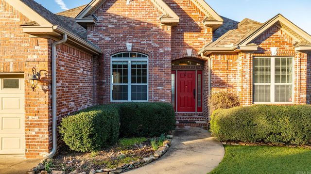 194 Majestic Circle, Maumelle, AR 72113