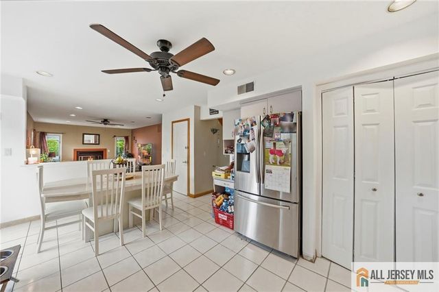 121 W Hill Road, Colonia, NJ 07067