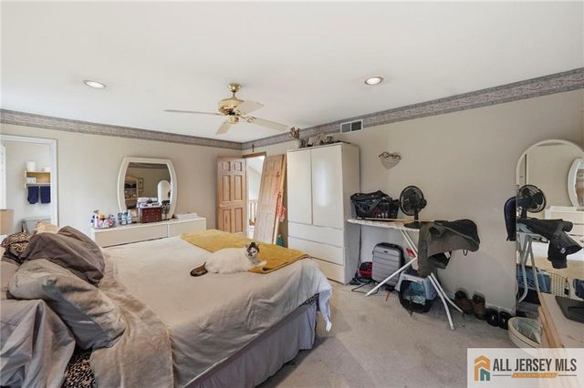 121 W Hill Road, Colonia, NJ 07067