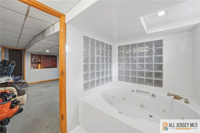 121 W Hill Road, Colonia, NJ 07067