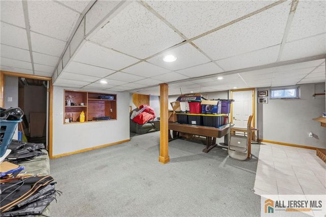 121 W Hill Road, Colonia, NJ 07067