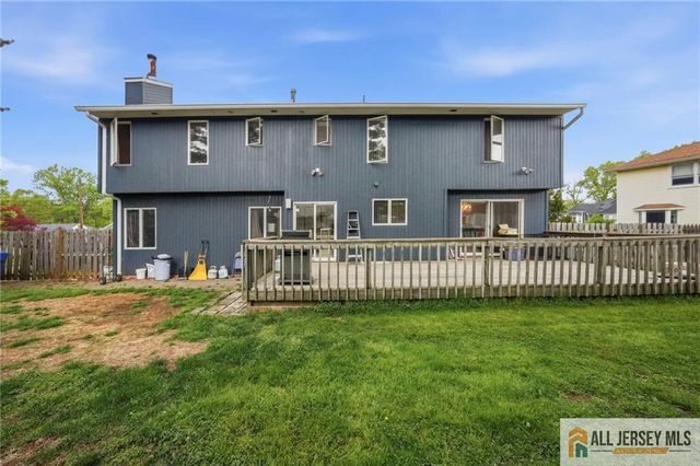 121 W Hill Road, Colonia, NJ 07067