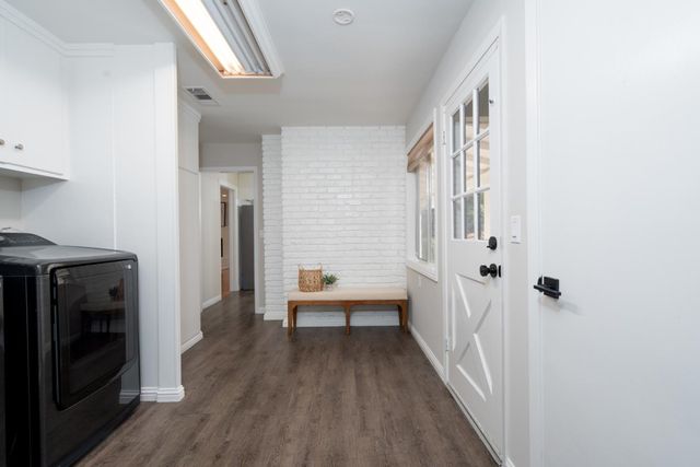 24821 Prospect Avenue, Los Altos Hills, CA 94022