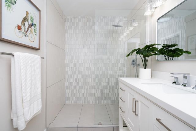 24821 Prospect Avenue, Los Altos Hills, CA 94022