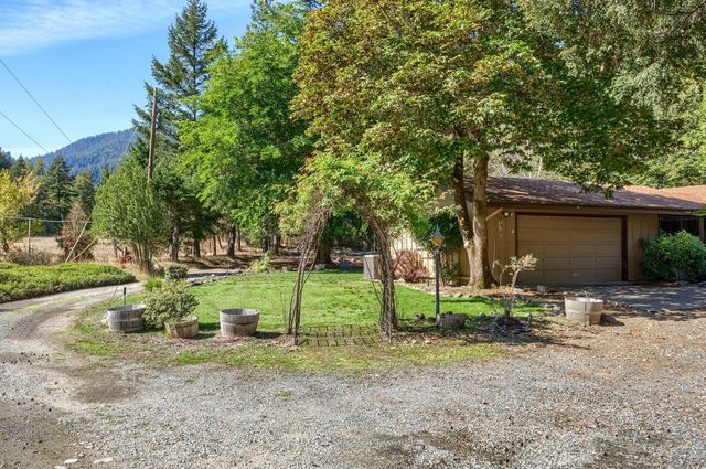 2727 Murphy Creek Road, Grants Pass, OR 97527