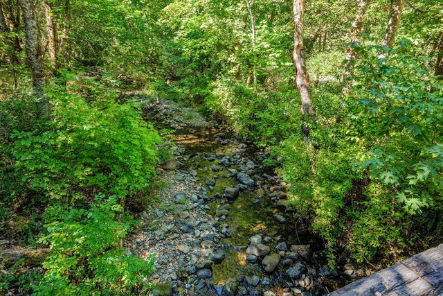 2727 Murphy Creek Road, Grants Pass, OR 97527