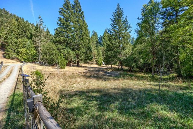 2727 Murphy Creek Road, Grants Pass, OR 97527