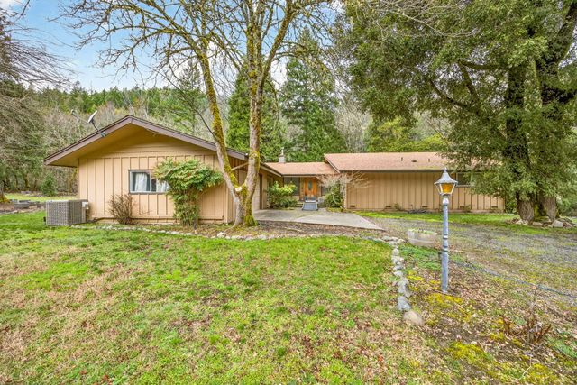 2727 Murphy Creek Road, Grants Pass, OR 97527