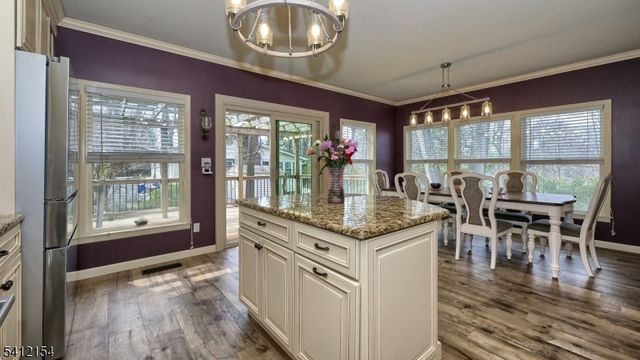 99 Beech Ter, Wayne Twp., NJ 07470