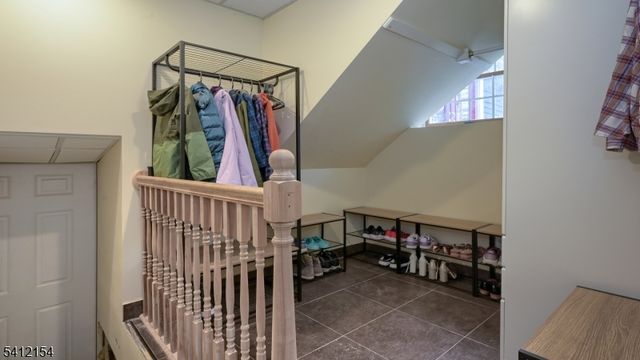 99 Beech Ter, Wayne Twp., NJ 07470