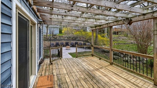 99 Beech Ter, Wayne Twp., NJ 07470