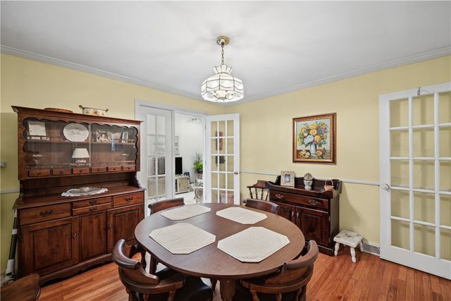 420 Crandall Road, Tiverton, RI 02878