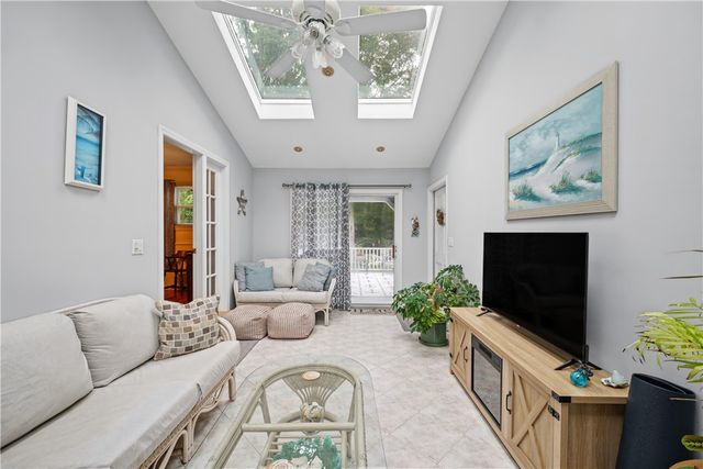 420 Crandall Road, Tiverton, RI 02878