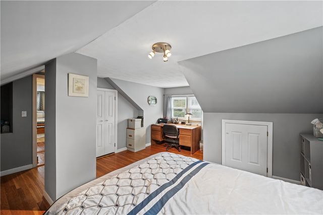 420 Crandall Road, Tiverton, RI 02878