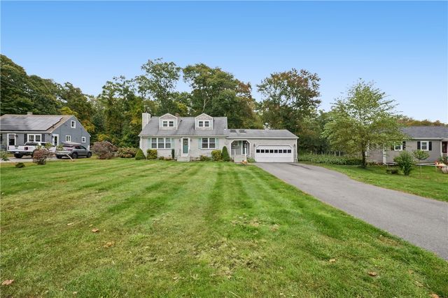 420 Crandall Road, Tiverton, RI 02878