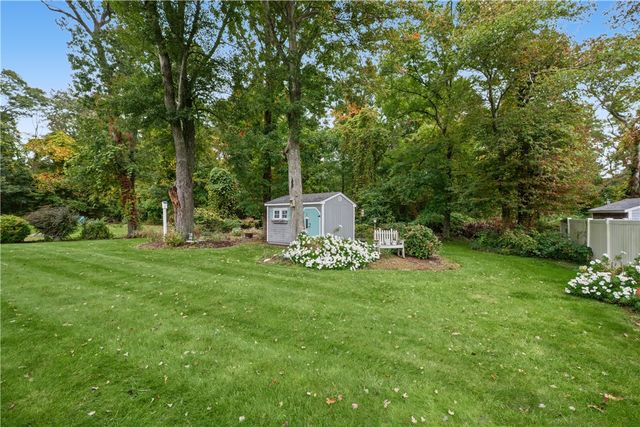 420 Crandall Road, Tiverton, RI 02878